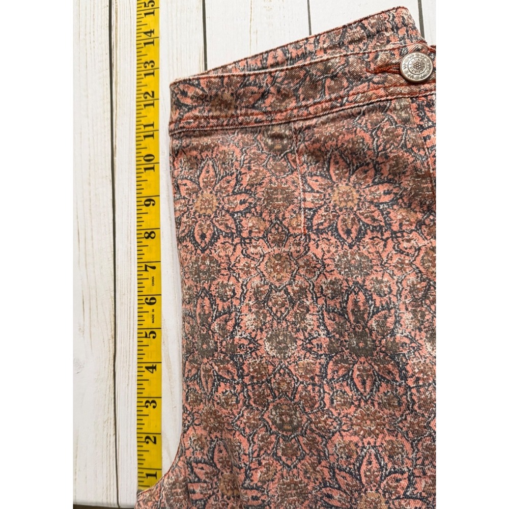 Free People Frida Cropped Flare‎ Jeans Boho Tapestry Print Women's Size 6 - Picture 5 of 9